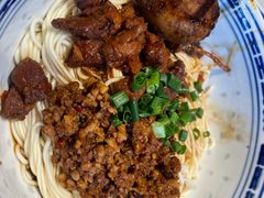 -辣肉面大王(天平路店)