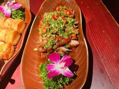 大理风味葱椒鸡-花马天堂云南餐厅 Lost Heaven(外滩店)