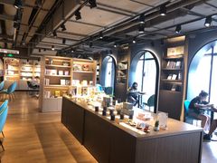 -光海书局(南京东路第一百货店)