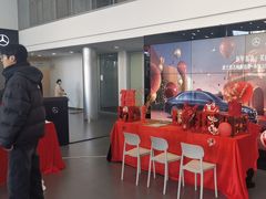 -天津波士信达奔驰4S店(卫津南路店)