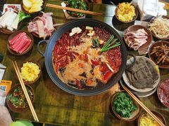 -黄潇洒老火锅(九眼桥宏济巷店)