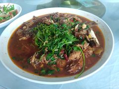 -天乐农家鱼头王(天目湖店)