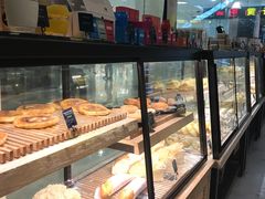 面包甜点陈列柜-拉那巴米 蛋糕定制(世纪东方广场店)