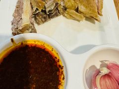 手抓羊肉半斤-贯贯吉·清真餐厅(浙江中路店)