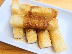-爆炸头阿姨小四川正宗川味小吃(无任何分店)