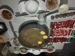 -潮牛壹号鲜牛肉火锅(光谷天地店)
