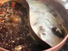 -三人行骨头王火锅(长寿店)