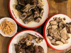 -老鼎万春卤菜(五代传承创始老店)