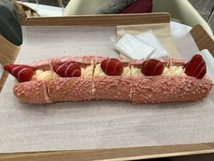 草莓魔法棒-奈雪的茶(新天地广场PRO店)
