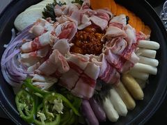 春川芝士铁板肥牛鸡-韩见·韩式拌饭·炸鸡(石厦店)