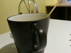 -志龙皇冠吃货椰子铺