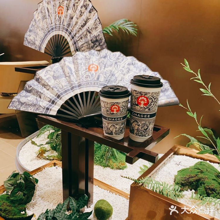 味道颜值双双在线的霸王茶姬在海口开旗舰店啦‼️