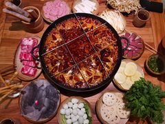 -白乐天毛肚火锅馆(解放碑店)