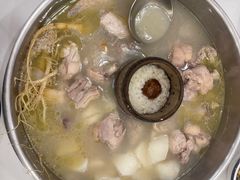 -朴小妹人参鸡汤火锅(长白山万达店)