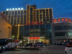 -库车国际酒店(火车站东湖公园店)