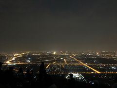 -鬼笑石后山停车场