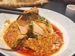-万重锦·人文川菜馆(骡马市店)