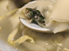 荠菜馄饨-小姜锅贴(凤凰街店)