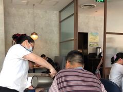 -必胜客(武汉欢乐谷店)