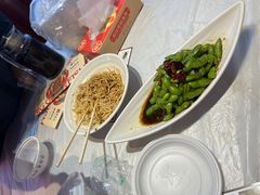 -肥肥虾庄·金牌油焖大虾(首义路店)