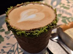 -丽纳尔斯酒吧咖啡LENORE’S BAR(三经街店)