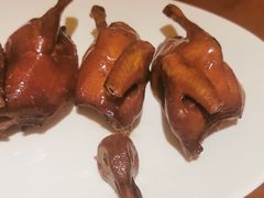 红烧乳鸽-杭州JW万豪酒店-万豪中餐厅