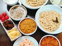 -裕兴记•蟹黄面馆(人民广场店)