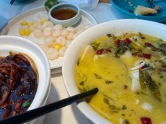 -荷塘秋月·本帮江浙菜(国权路店)