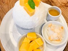 芒果雪冰-Cheevit Cheeva(Sirimangkalajarn)