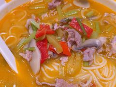 -粉小主·贵州酸汤牛肉粉(南京仙林金鹰店)