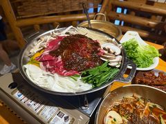 -恩你小木屋·韩式料理(假日广场店)