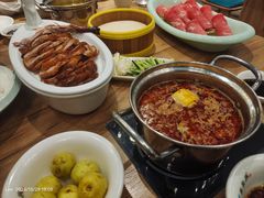 -龙聚德北京烤鸭(沙坪坝华宇A馆店)