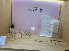 -吴良材眼镜(美罗城店)