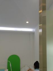 -苗医生0感科技祛痘