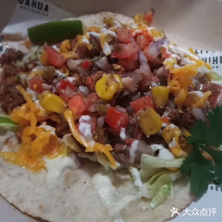 小小的一个，包装盒收费三元，有一丝丝夸张