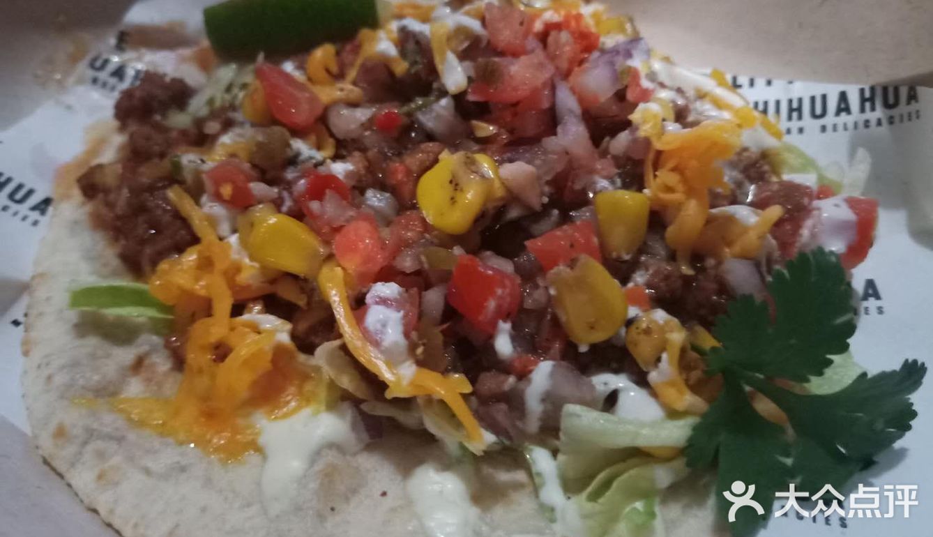 小小的一个，包装盒收费三元，有一丝丝夸张