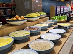 -锤头鲨毛肚海鲜烤肉自助餐厅(国购广场店)