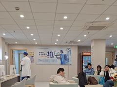 -上海大学附属上海和平眼科医院