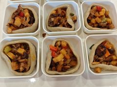 -王村姑老土炕莜面村(桥东店)