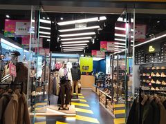 -首创奥特莱斯(西安店)