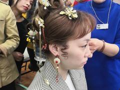 -金夫人化妆摄影职业培训学校