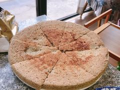 青稞饼-宏宏无烟石板烧烤