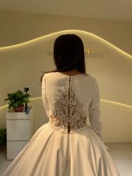 -GRACE KELLY婚纱与礼服(天津店)