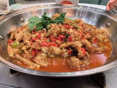 -饭怕鱼·黄焖鲟龙鱼(湖大店)