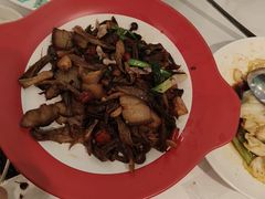 -姚姚酸菜鱼·金戈戈香港豉油鸡(喜荟城联名店)