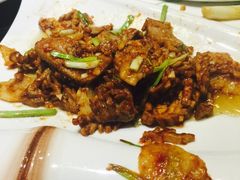 -闫府私房菜·百年鲁菜(恒隆店)