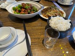 -泉畔人家·老济南经典鲁菜(大明湖店)