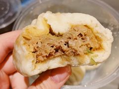 猪肉大葱包-老陶包子铺(南大西南村店)