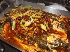 -鸣记脆皮烤鱼·海鲜烤鱼(亿合城店)