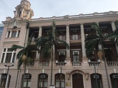 -香港大学